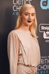 Saoirse Ronan – 2018 Critics’ Choice Awards фото №1030427