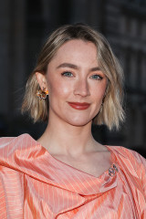 Saoirse Ronan - LV Womenswear F/W show Paris Fashion Week, March 5, 2024 фото №1390461