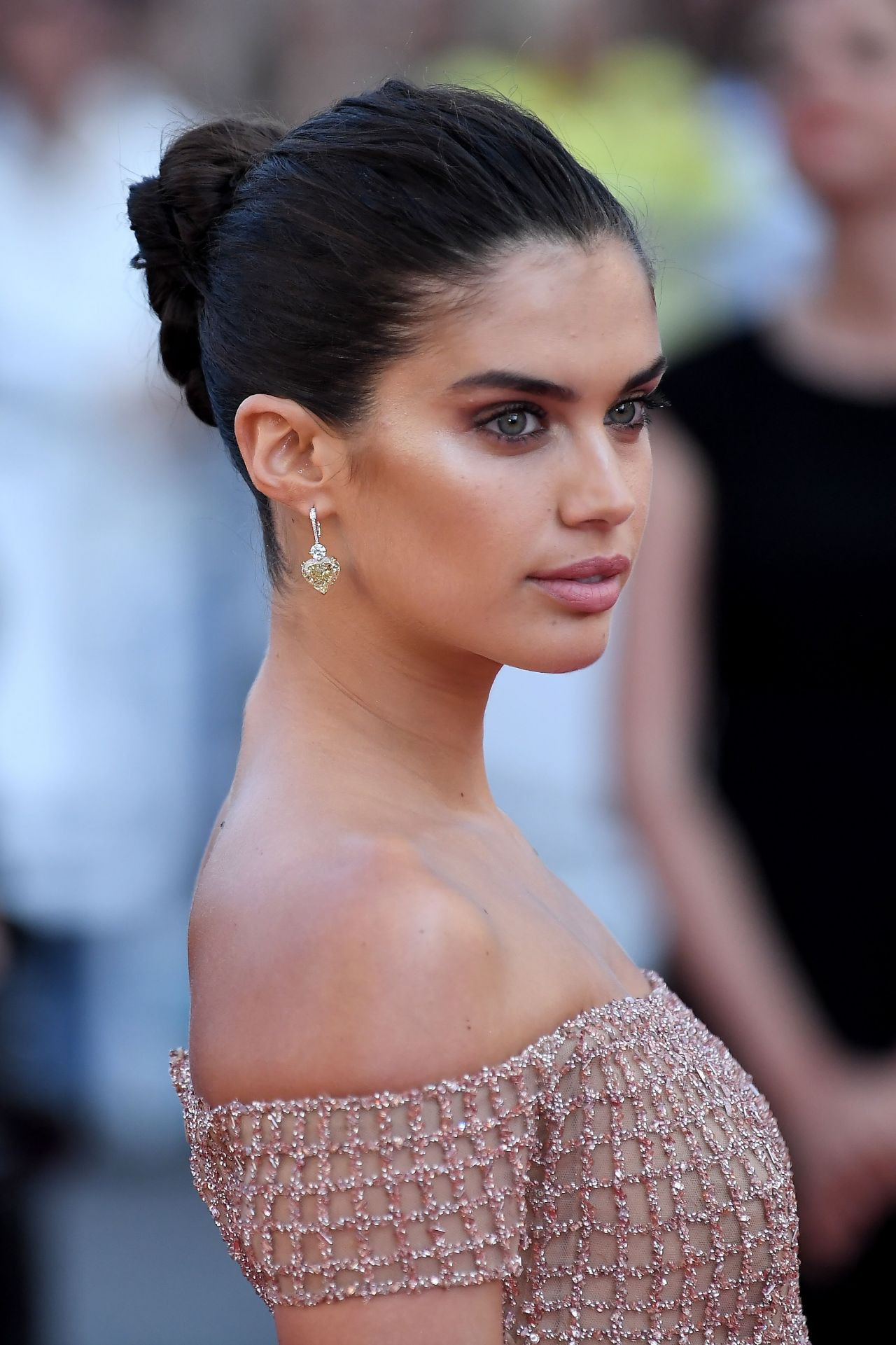 Сара Сампайо (Sara Sampaio)