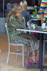 Sarah Jessica Parker - 'And Just Like That' Set in Manhattan 10/26/2021 фото №1320919