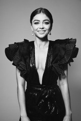 Sarah Hyland – 2019 CMT Music Awards Portraits in Nashville фото №1183781