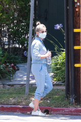 Sarah Michelle Gellar is seen in Brentwood 06.07.2020 фото №1264778