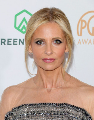 Sarah Michelle Gellar at Producers Guild Awards in Los Angeles фото №1389898