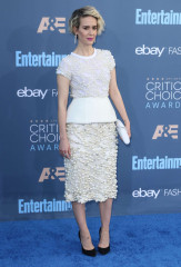 Sarah Paulson – 22nd Annual Critics’ Choice Awards in Los Angeles фото №928606