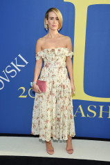 Sarah Paulson-CFDA Fashion Awards in New York фото №1075319