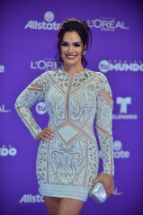 Scarlet Ortiz – “Premios Tu Mundo” in Miami  фото №991210