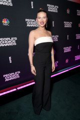 Scarlett Johansson - 47th People's Choice Awards in Santa Monica 12/07/2021 фото №1326994