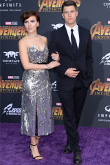 Scarlett Johansson – “Avengers: Infinity War” Premiere in LA фото №1064813