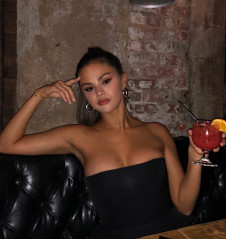 Selena Gomez - New York 09/08/2018 фото №1100259