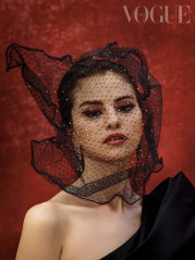 Selena Gomez - Vogue Mexico (December 2020) фото №1283919