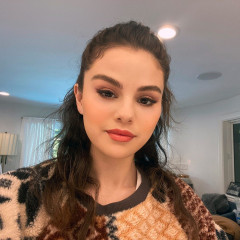 Selena Gomez - 'Rare Beauty' Instagram 01/21/2021 фото №1287886