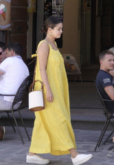Selena Gomez - Civita di Bagnoregio, Italy 07/24/2019 фото №1202022