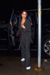Selena Gomez - Arriving at La Esquina Restaurant in New York 10/29/2019 фото №1229962