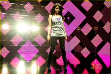 Selena Gomez фото №213902