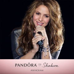 Shakira - Pandora (2019) фото №1213785