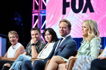 Shannen Doherty at panel for BH90210 during the Summer TCA Press Tour 08/07/2019 фото №1210649