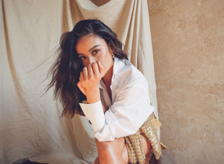 SHAY MITCHELL for Rromper New Parent фото №1254266