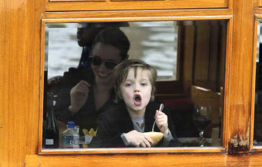 Shiloh Nouvel Jolie-Pitt фото №480862