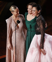 Sigourney Weaver - 92nd Annual Academy Awards (Show) / 09.02.2020 фото №1271193