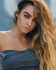 SOMMER RAY at a Photoshoot, (Unkwond Date) фото №1252039