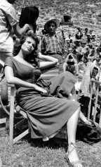 Софи Лорен - Гордость и страсть 1957 год фото №1147649