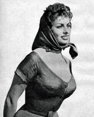 Софи Лорен - Гордость и страсть 1957 год фото №1147637