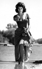 Софи Лорен - Гордость и страсть 1957 год фото №1147655