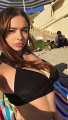 Sophie Mudd in Bikini – Social Media  фото №1059293