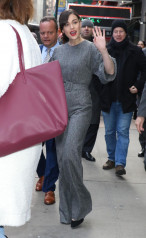 SOPHIE SKELTON Leaves Good Morning America in New York 02/12/2020 фото №1247034