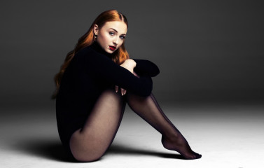 Sophie Turner (actress) фото