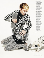 Stella Maxwell for Elle Italia November 2011 by Mark Pillai фото №1414178
