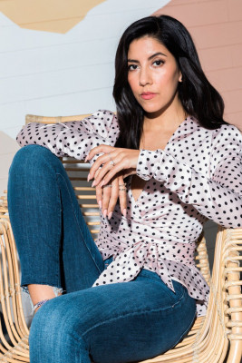 Stephanie Beatriz – New York Times Photoshoot January 2019 фото №1144278