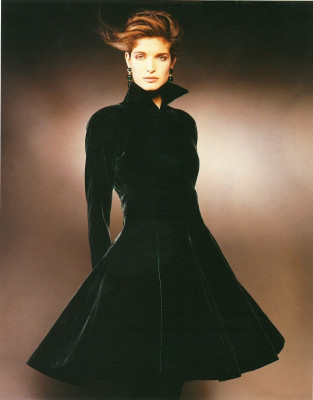 Stephanie Seymour for Christian Dior // 1991 фото №1285696