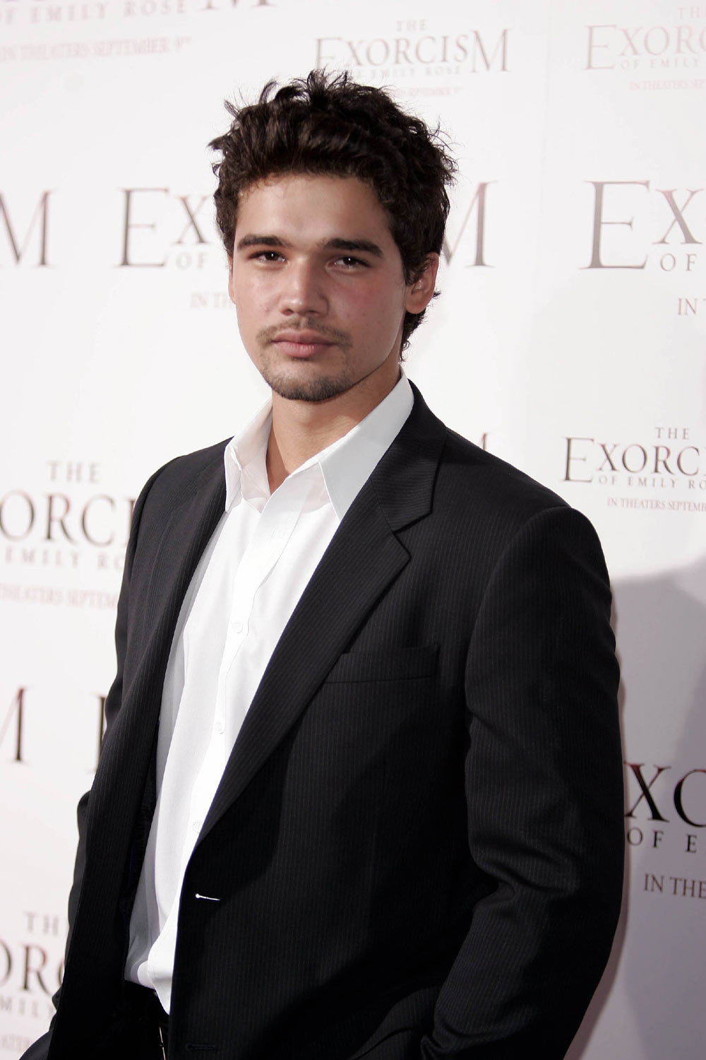 Стивен Стрейт (Steven Strait)