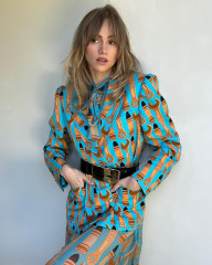 Suki Waterhouse - 'Daisy Jones &amp; The Six' Press Day in Los Angeles 05/08/2023 фото №1370634