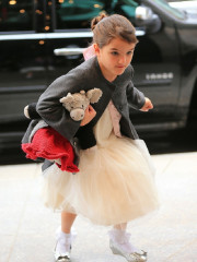 Suri Cruise фото №623300