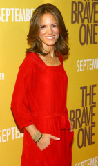 Susan Downey - 'The Brave One' Premiere in New York 09/10/2007 фото №1185271