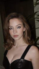 Sydney Sweeney - London (January 2023) фото №1362502
