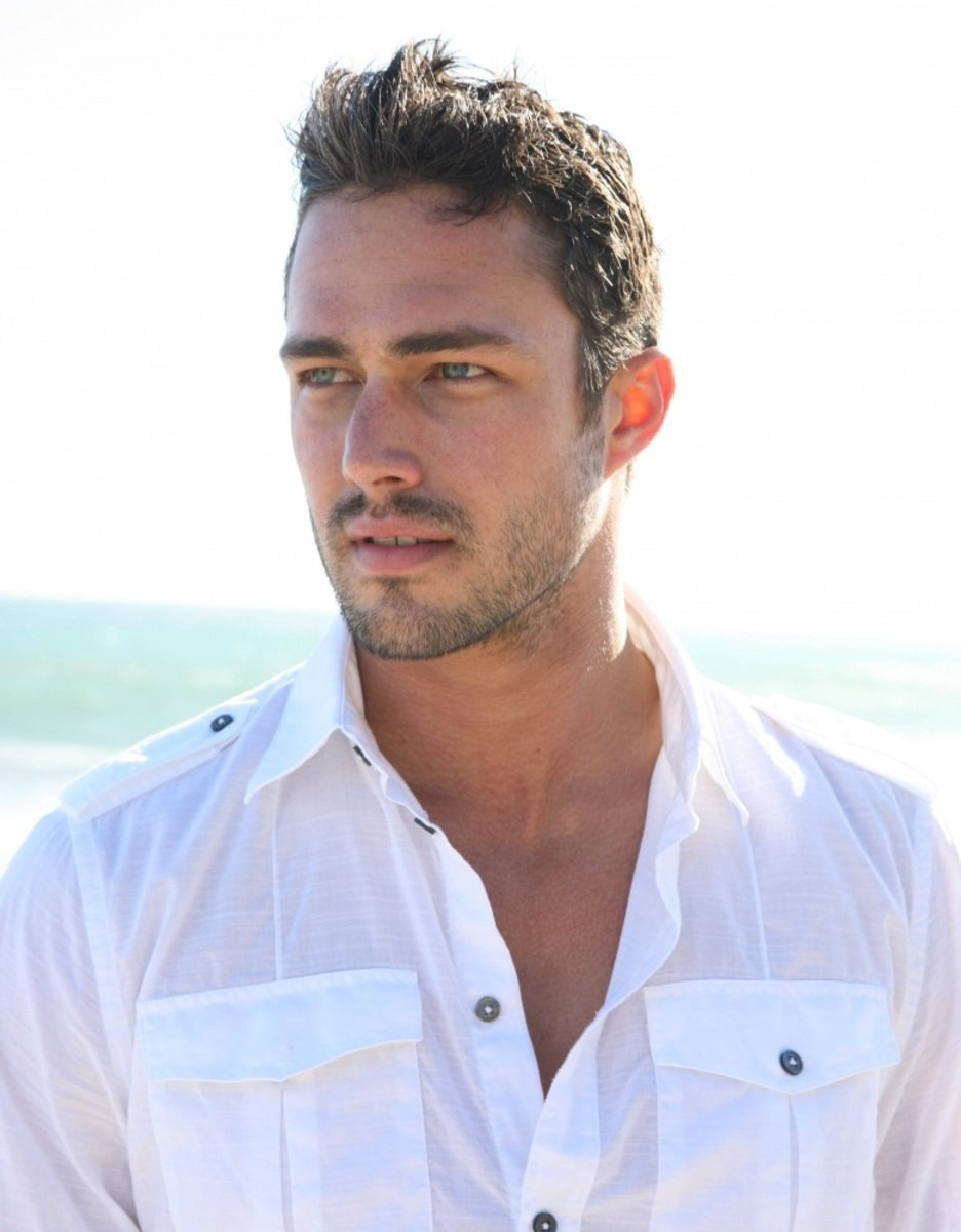 Тейлор Кинни (Taylor Kinney)