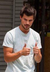 Taylor Lautner фото №681734