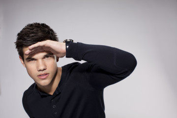 Taylor Lautner фото №676070