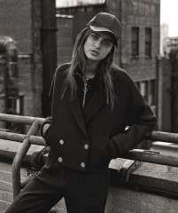 Taylor Hill - photoshoot for TOPSHOP Autumn/Winter Campaign фото №980143