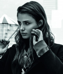 Taylor Hill - photoshoot for TOPSHOP Autumn/Winter Campaign фото №980133