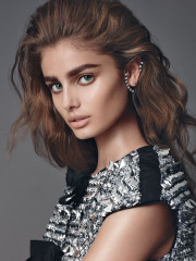 Taylor Hill - photoshoot for Vogue Mexico by Terry Tsiliolis фото №972572