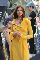 Taylor Hill - On Set of a photoshoot in New York фото №973089