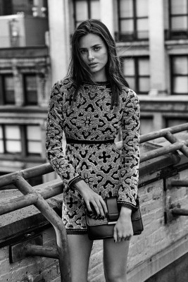 Taylor Hill - photoshoot for TOPSHOP Autumn/Winter Campaign фото №980140