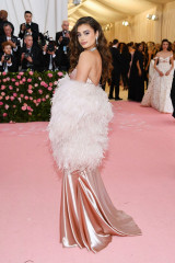 Taylor Hill – 2019 Met Gala фото №1169564