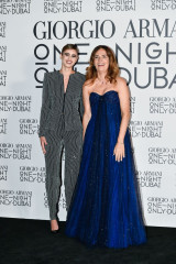 Taylor Hill - Giorgio Armani One Night Only Dubai Fashion Show 10/26/2021 фото №1318777