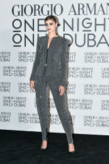 Taylor Hill - Giorgio Armani One Night Only Dubai Fashion Show 10/26/2021 фото №1318775