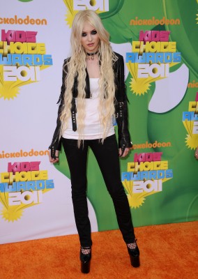 Taylor Momsen фото №381323